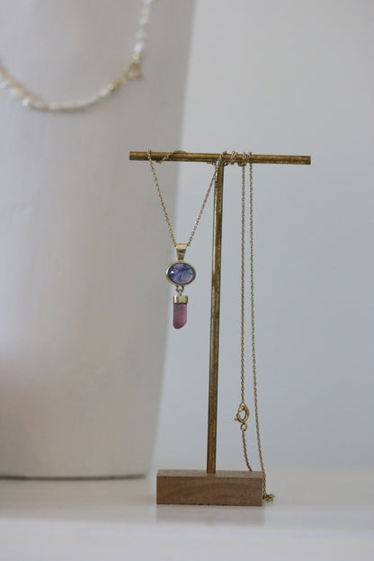 Tanzaniet cabochon hanger met ruwe roze toermalijn kristal hanger