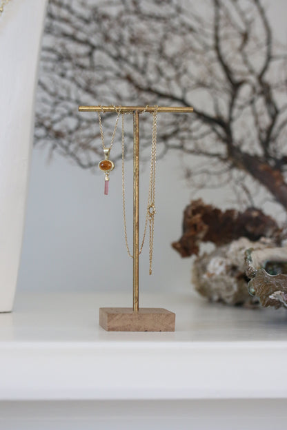 Oranje toermalijn cabochon met roze ruwe toermalijn hanger