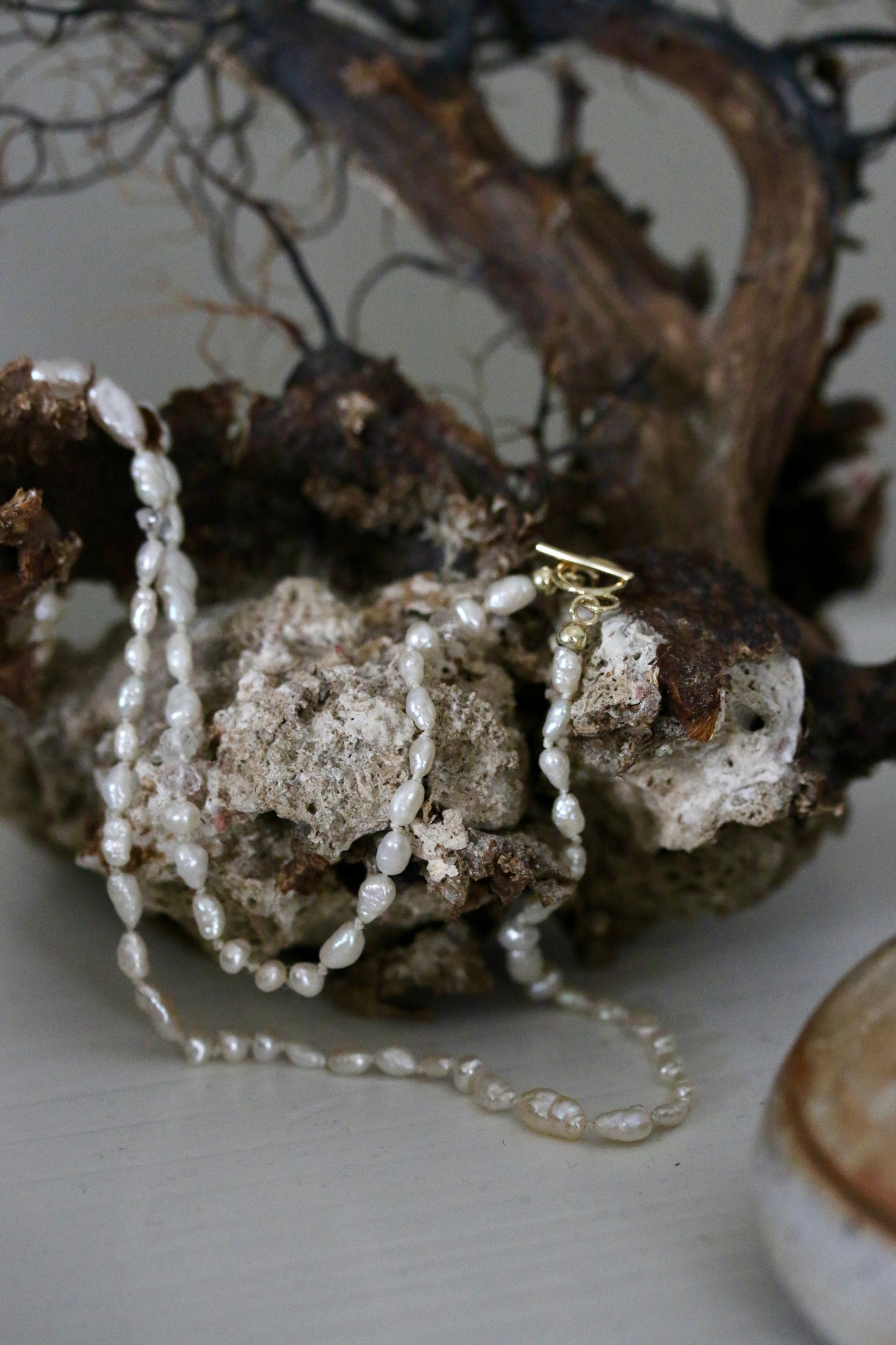 Barok parel ketting met handgemaakte kapittel sluiting