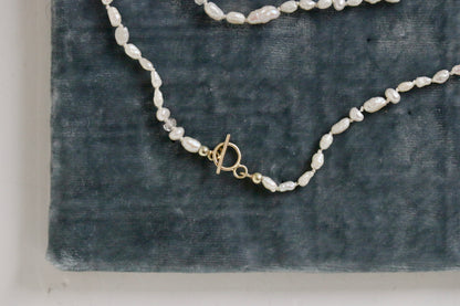 Barok parel ketting met handgemaakte kapittel sluiting