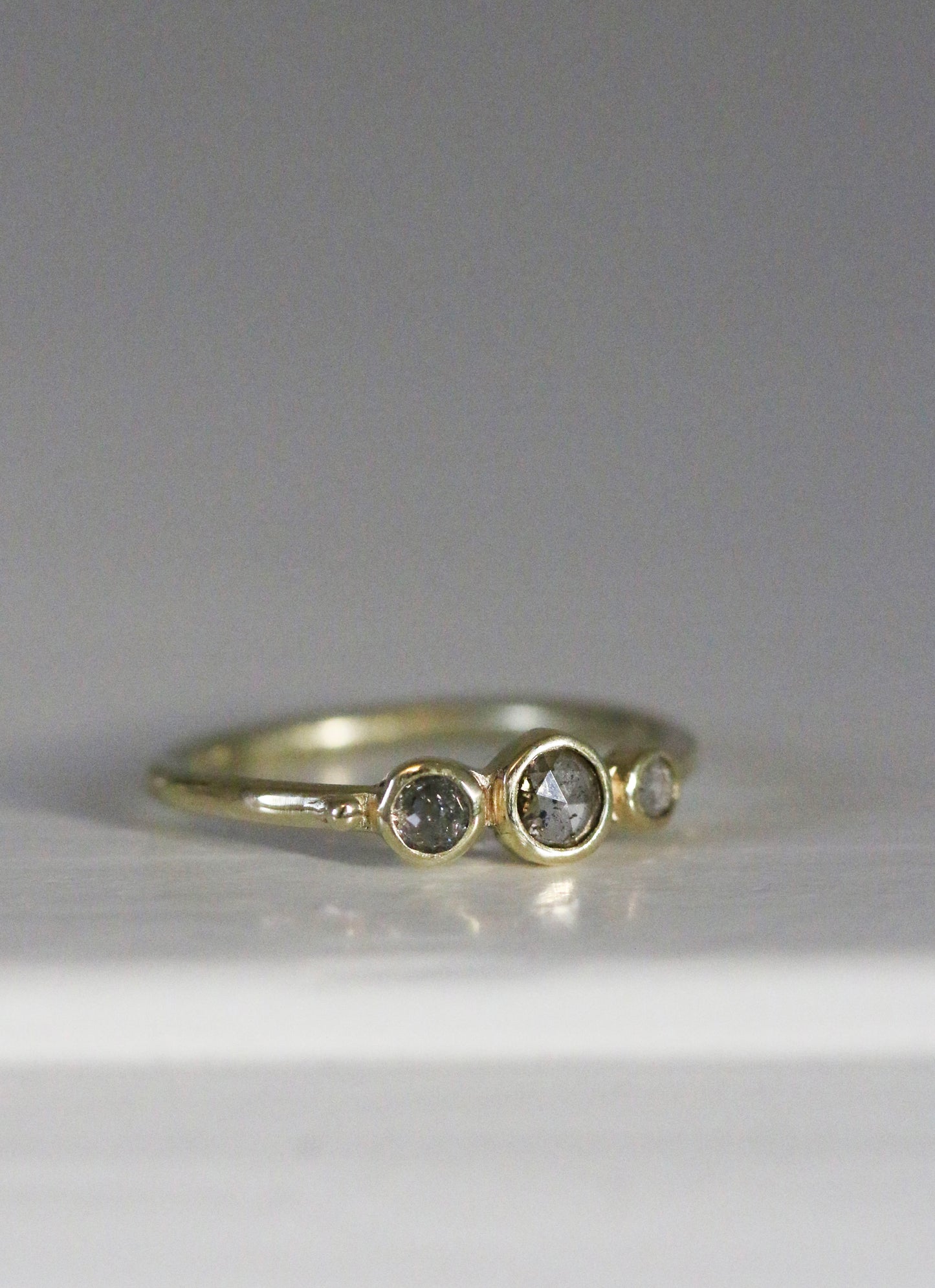 zout & peper diamanten ring