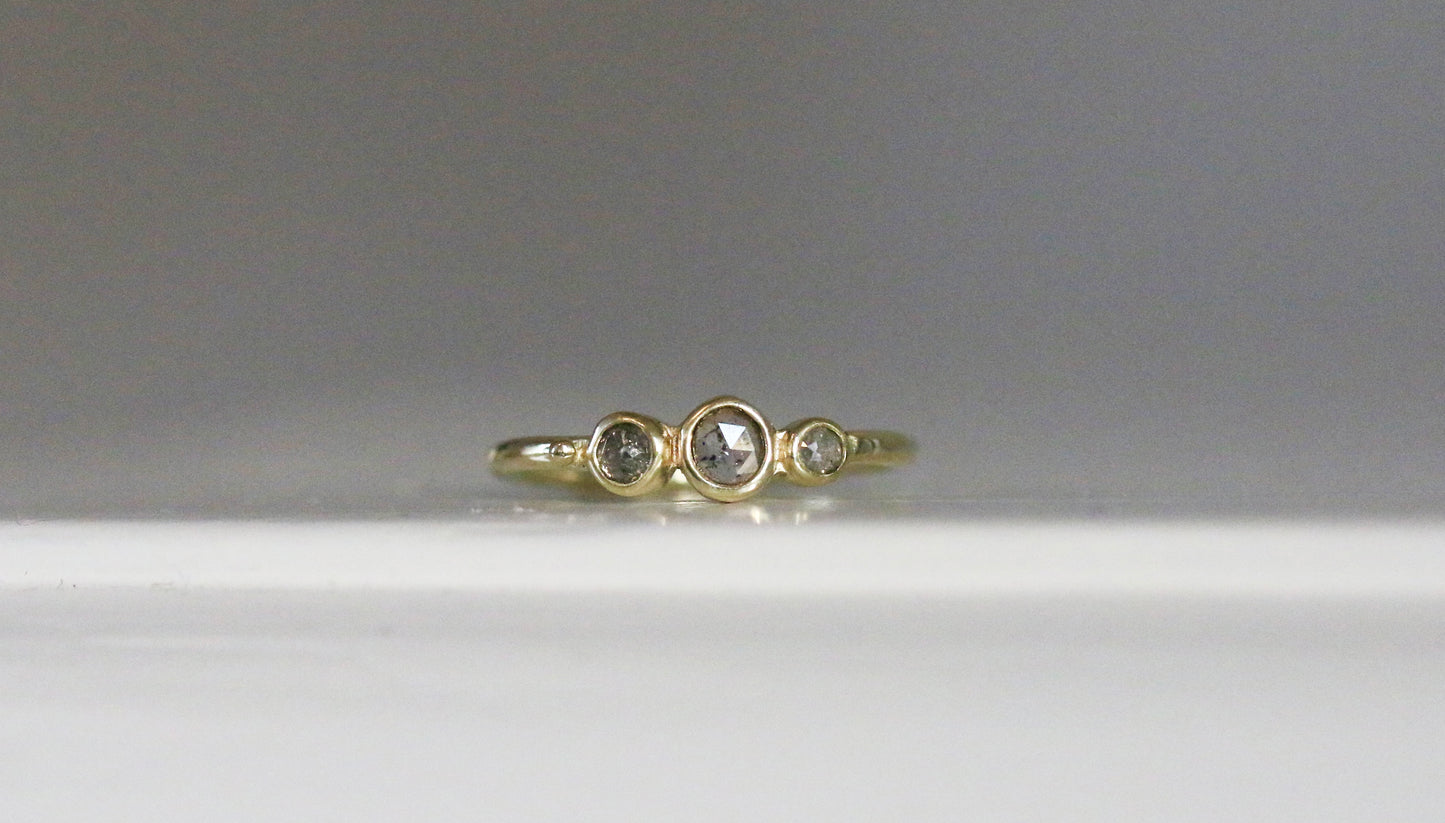 zout & peper diamanten ring