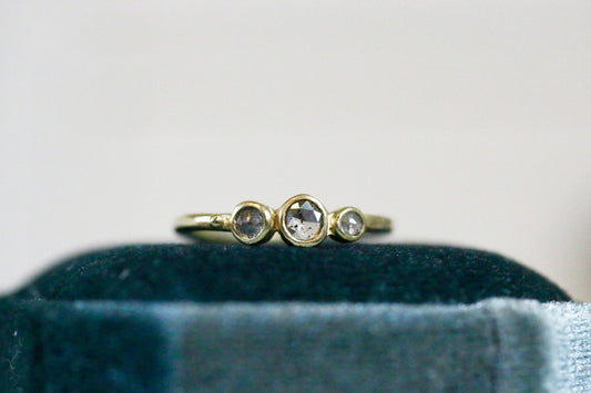 Ring met zout & peper diamanten