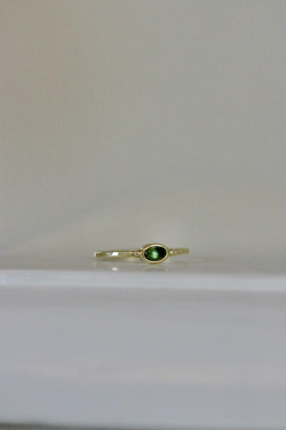 Groene saffier ring