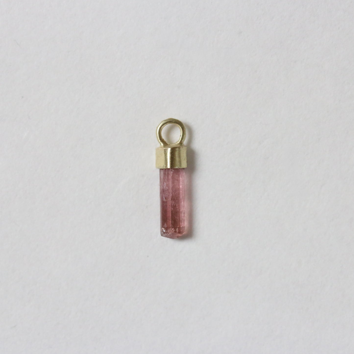 Mini ruwe roze & watermeloen toermalijn charm