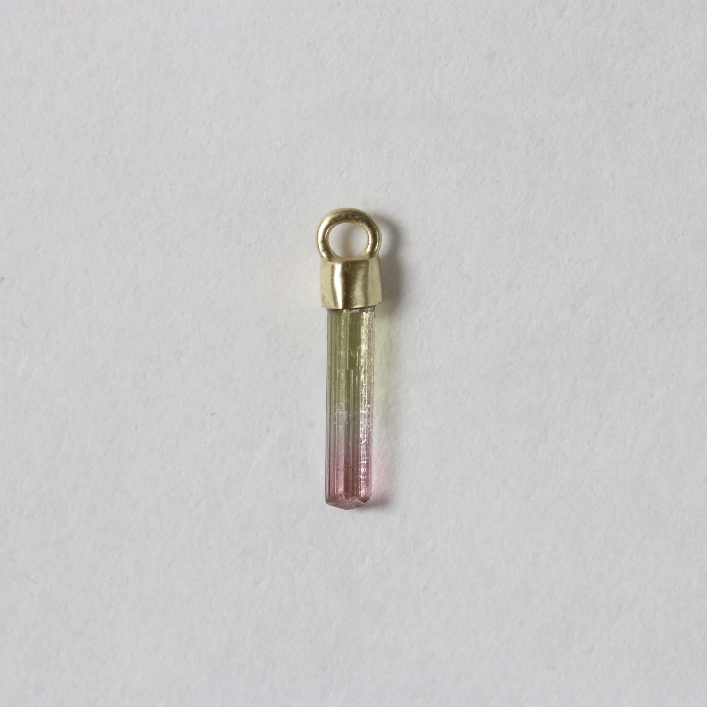 Mini ruwe roze & watermeloen toermalijn charm