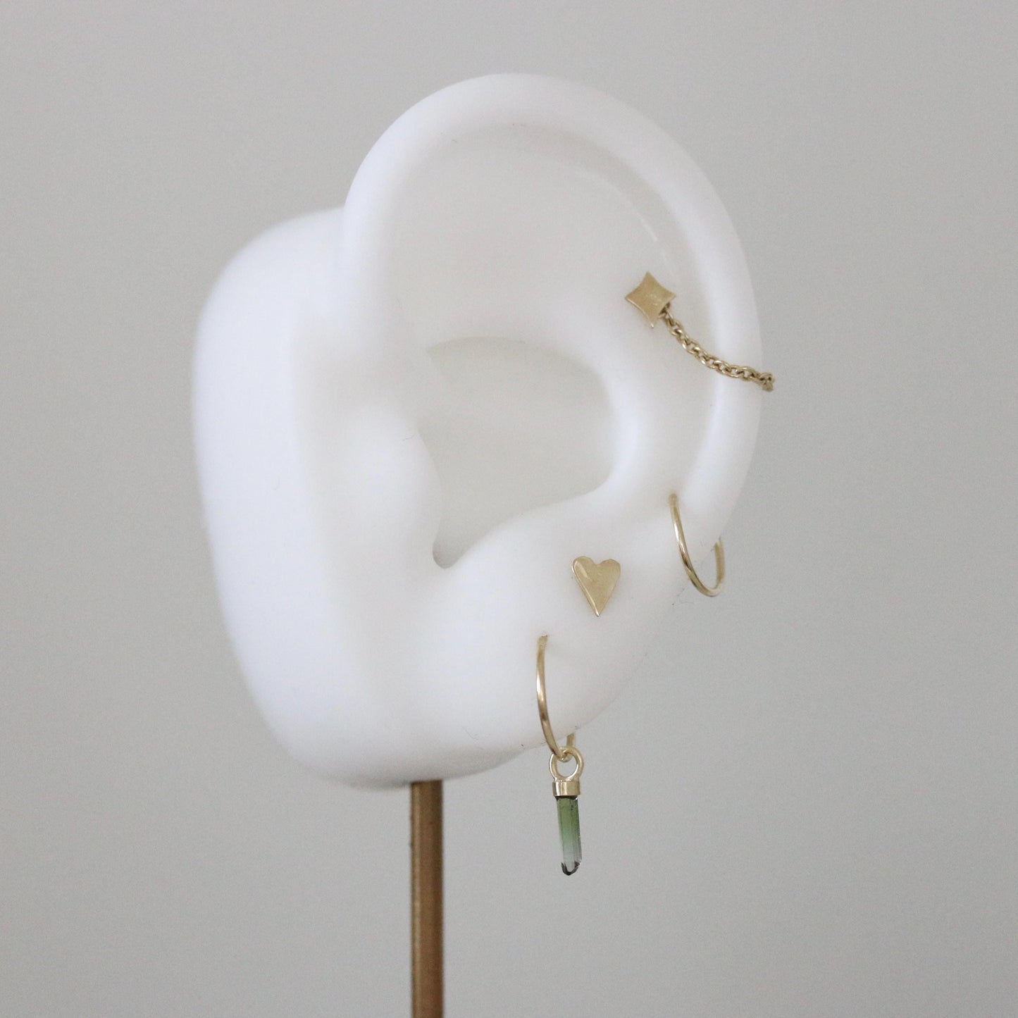 Mini ruwe groene & blauwe toermalijn charm