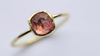 Rubeliet ring