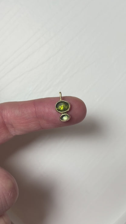 Groene toermalijn & saffier hanger 14k geel goud